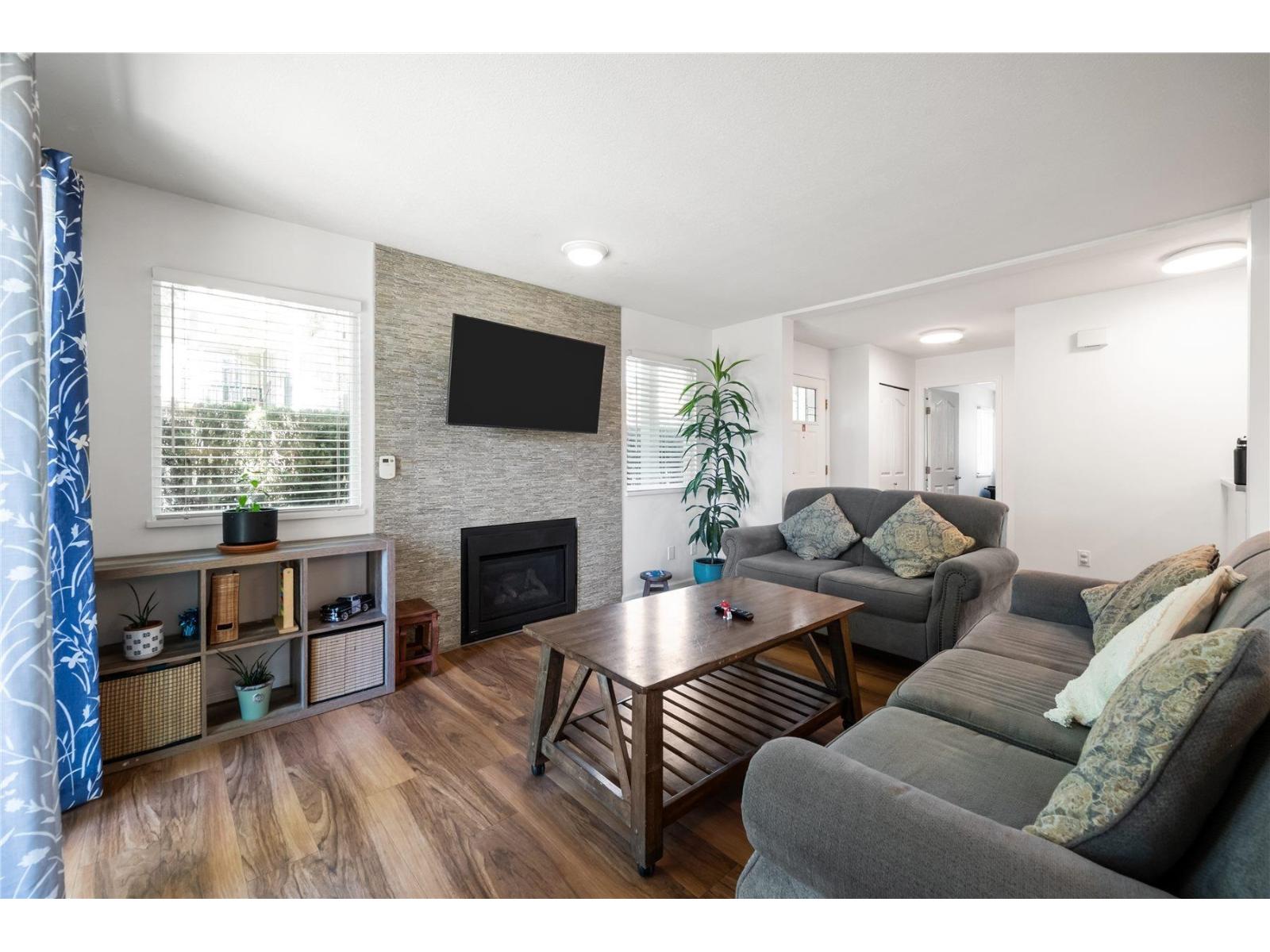 201 8972 Fleetwood Way Property Photo 6