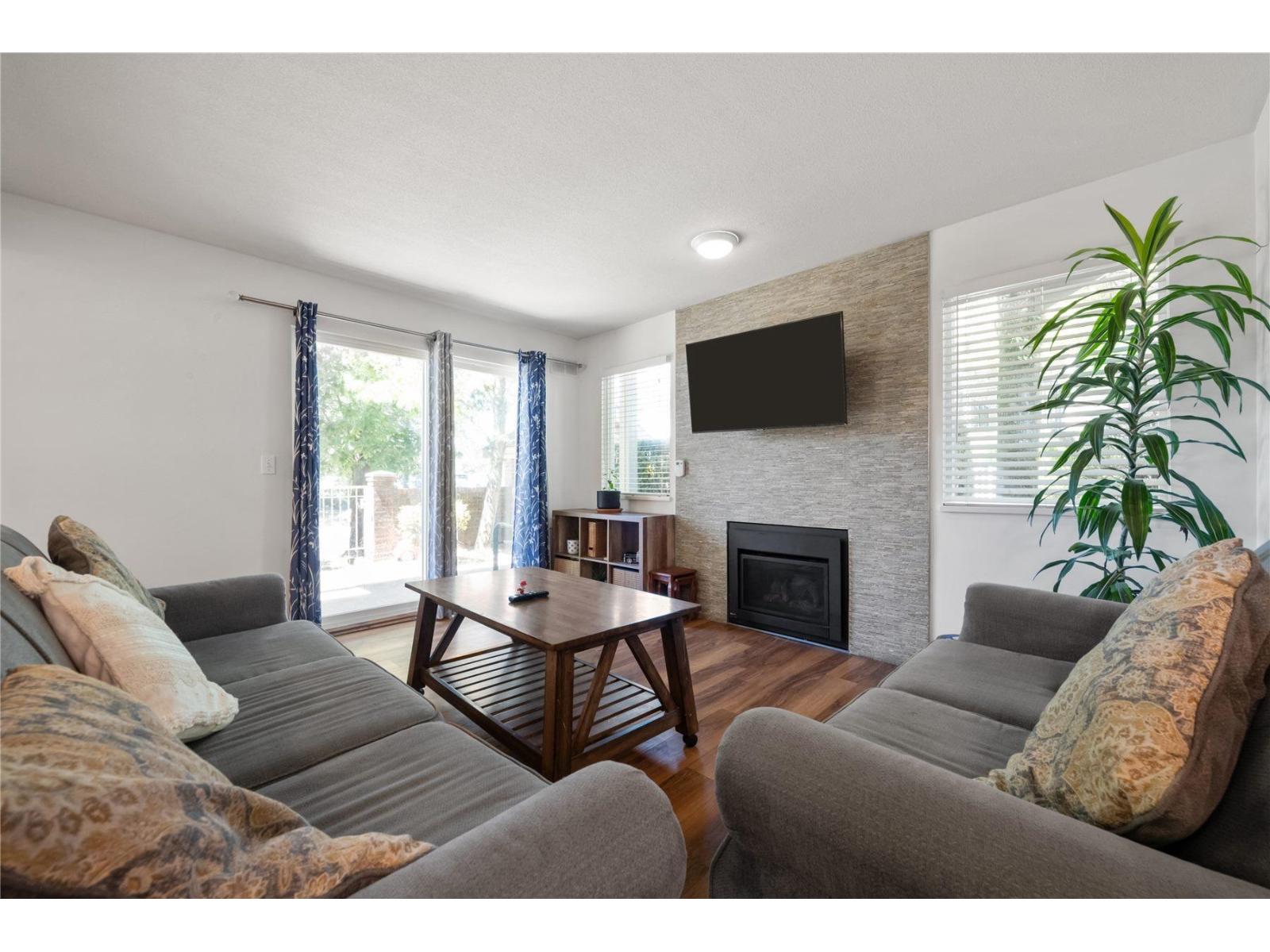 201 8972 Fleetwood Way Property Photo 7