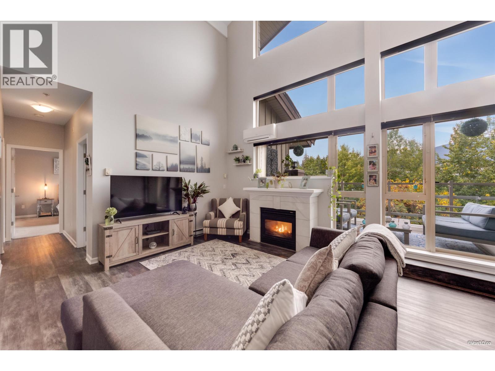 510 580 RAVEN WOODS DRIVE Property Photo 1