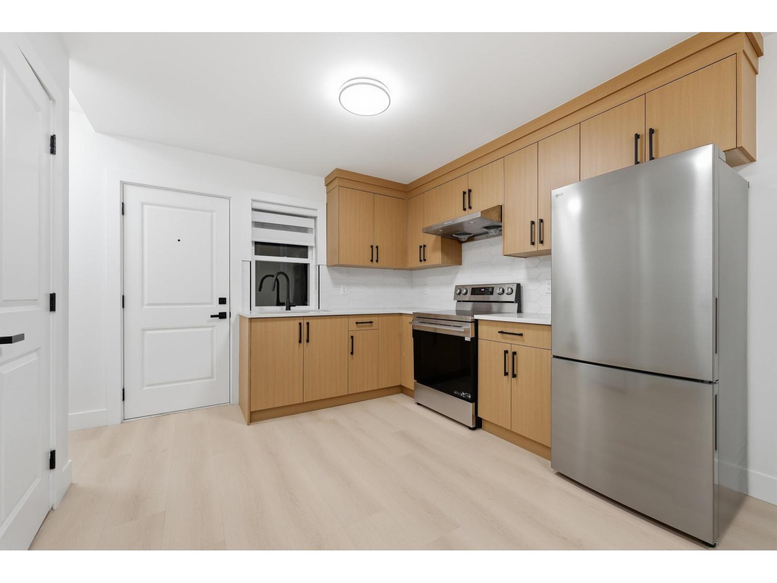 2 9550 126 Street Property Photo 19