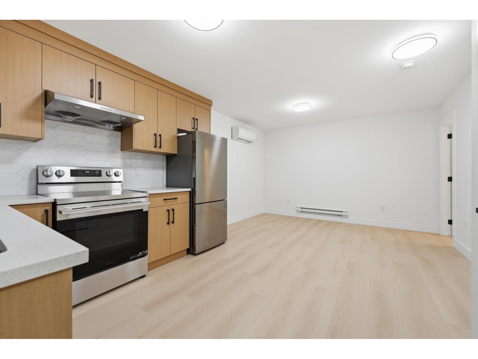 2 9550 126 Street Property Photo 20