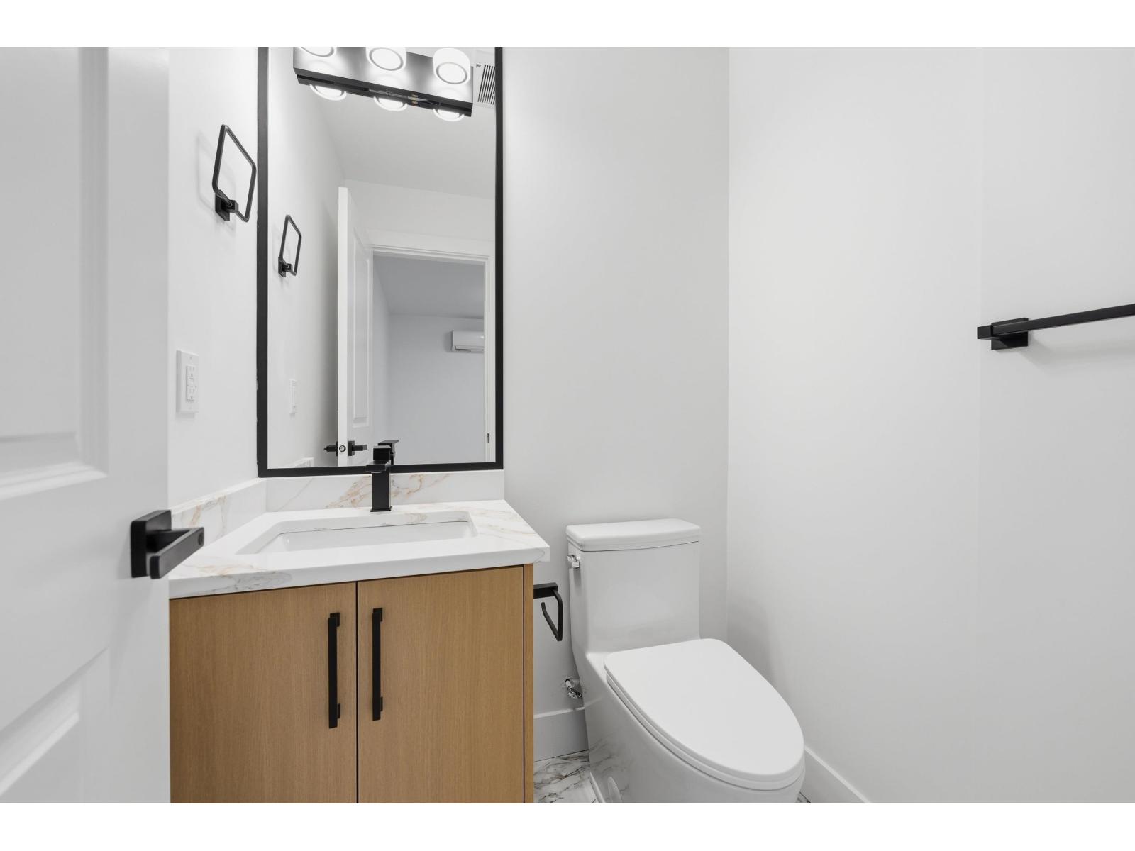 2 9550 126 Street Property Photo 36