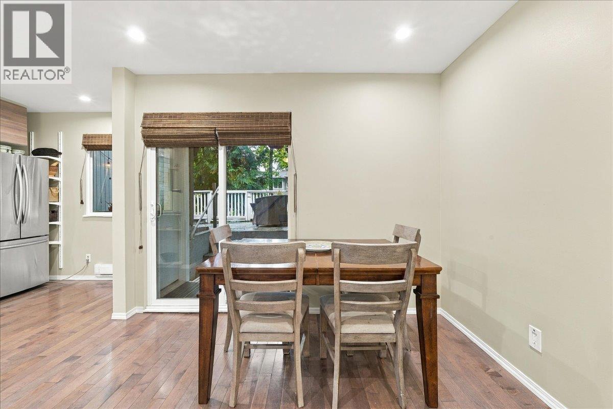5 1240 Falcon Drive Property Photo 18
