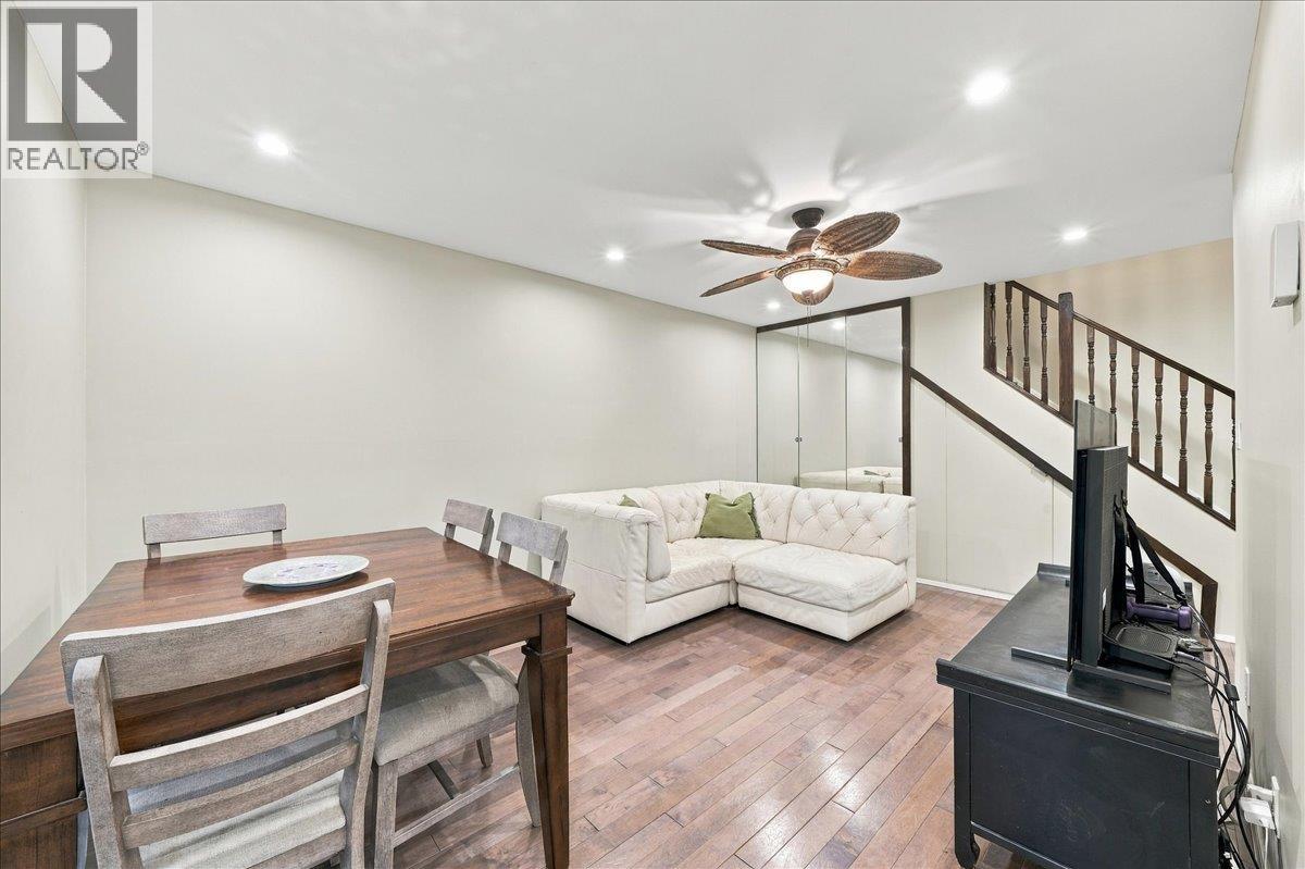 5 1240 Falcon Drive Property Photo 20