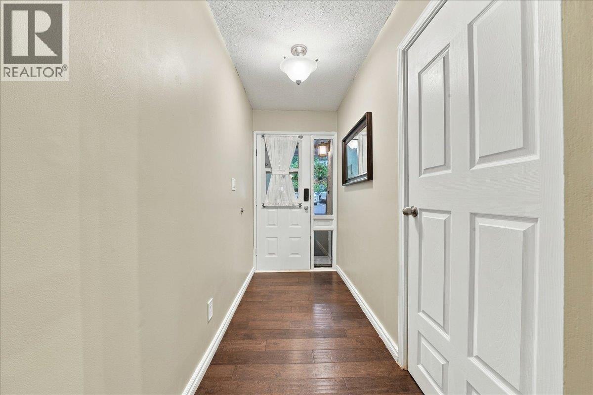 5 1240 Falcon Drive Property Photo 25
