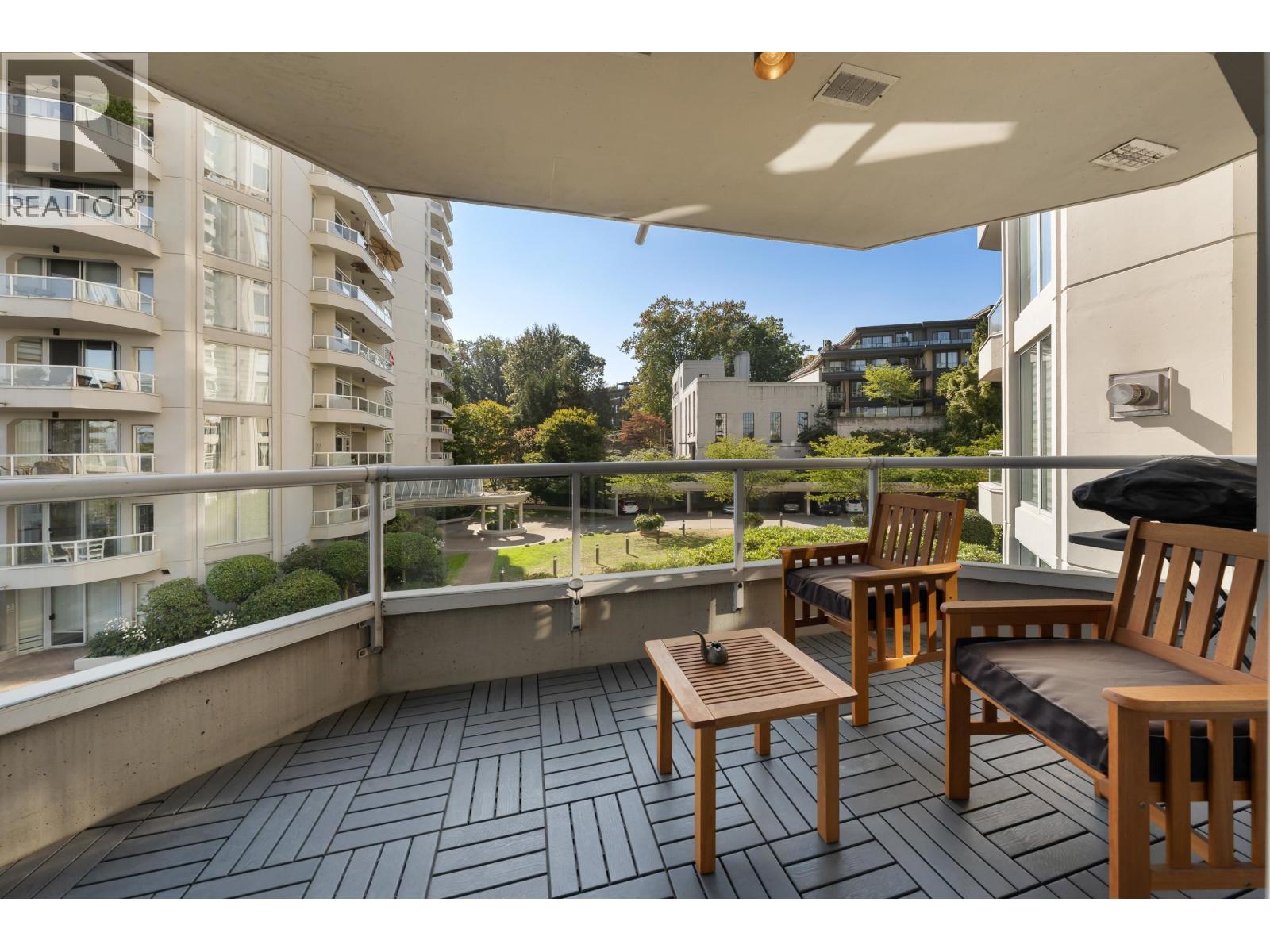 506 71 Jamieson Court Property Photo 17