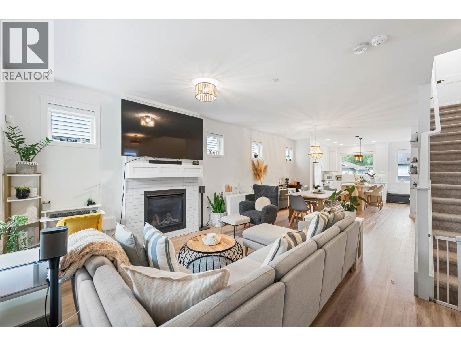 25097 112 Avenue Property Photo 15