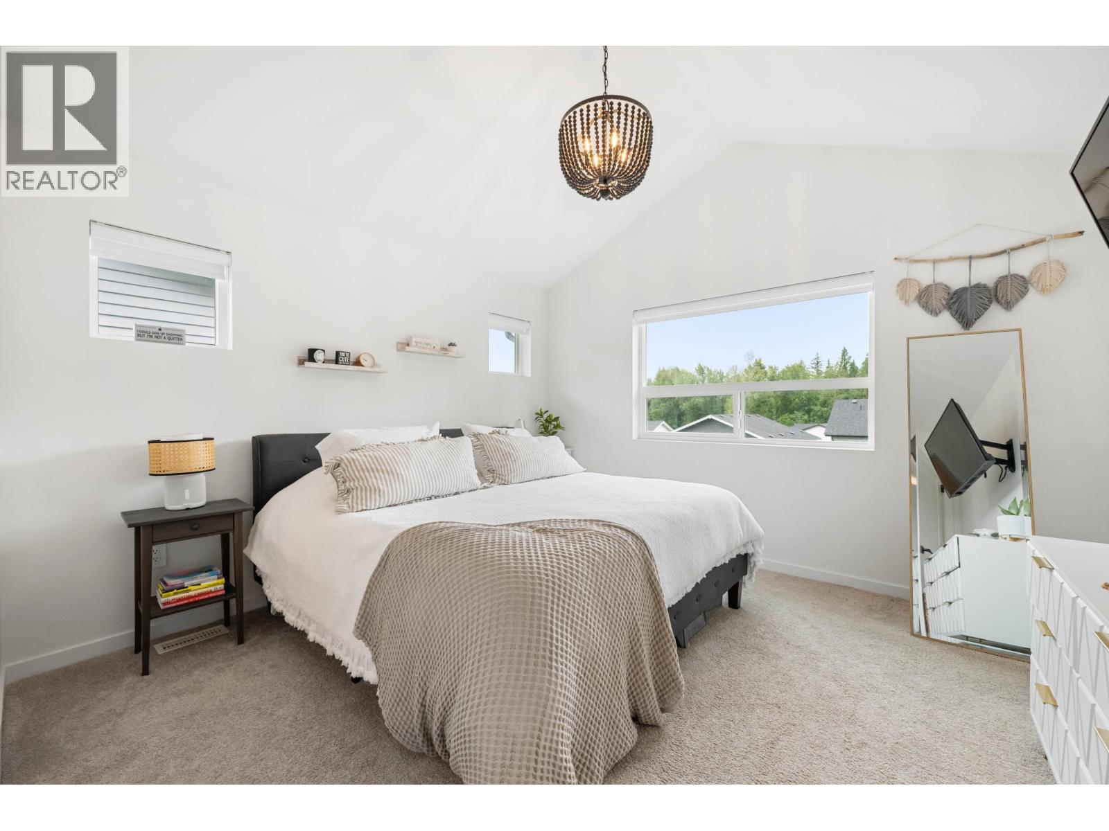 25097 112 Avenue Property Photo 18