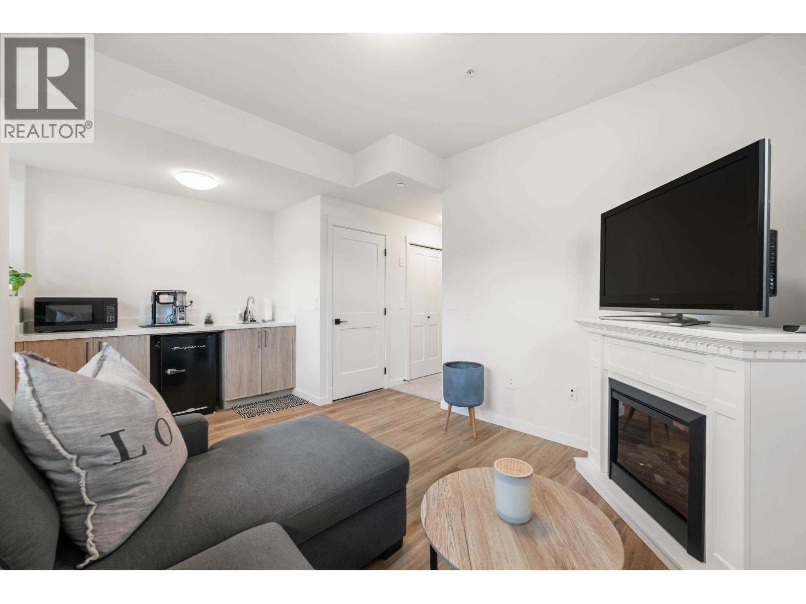 25097 112 Avenue Property Photo 26