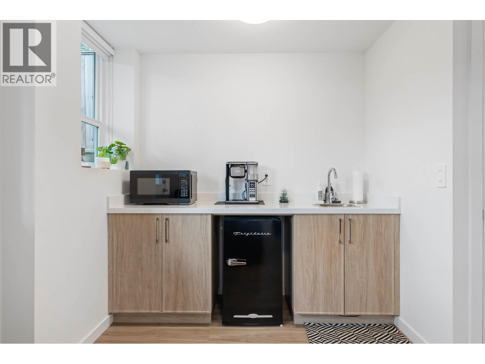 25097 112 Avenue Property Photo 27
