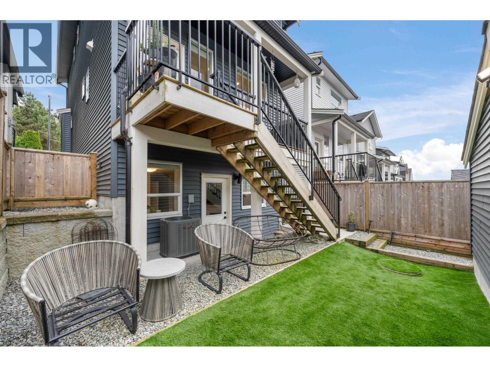 25097 112 Avenue Property Photo 37