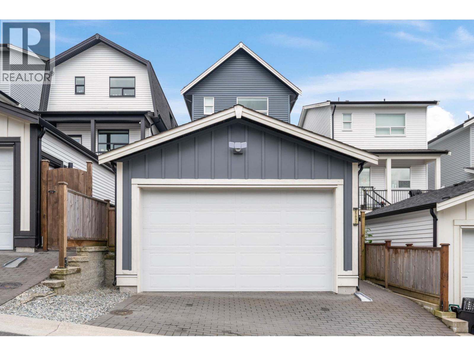 25097 112 Avenue Property Photo 39