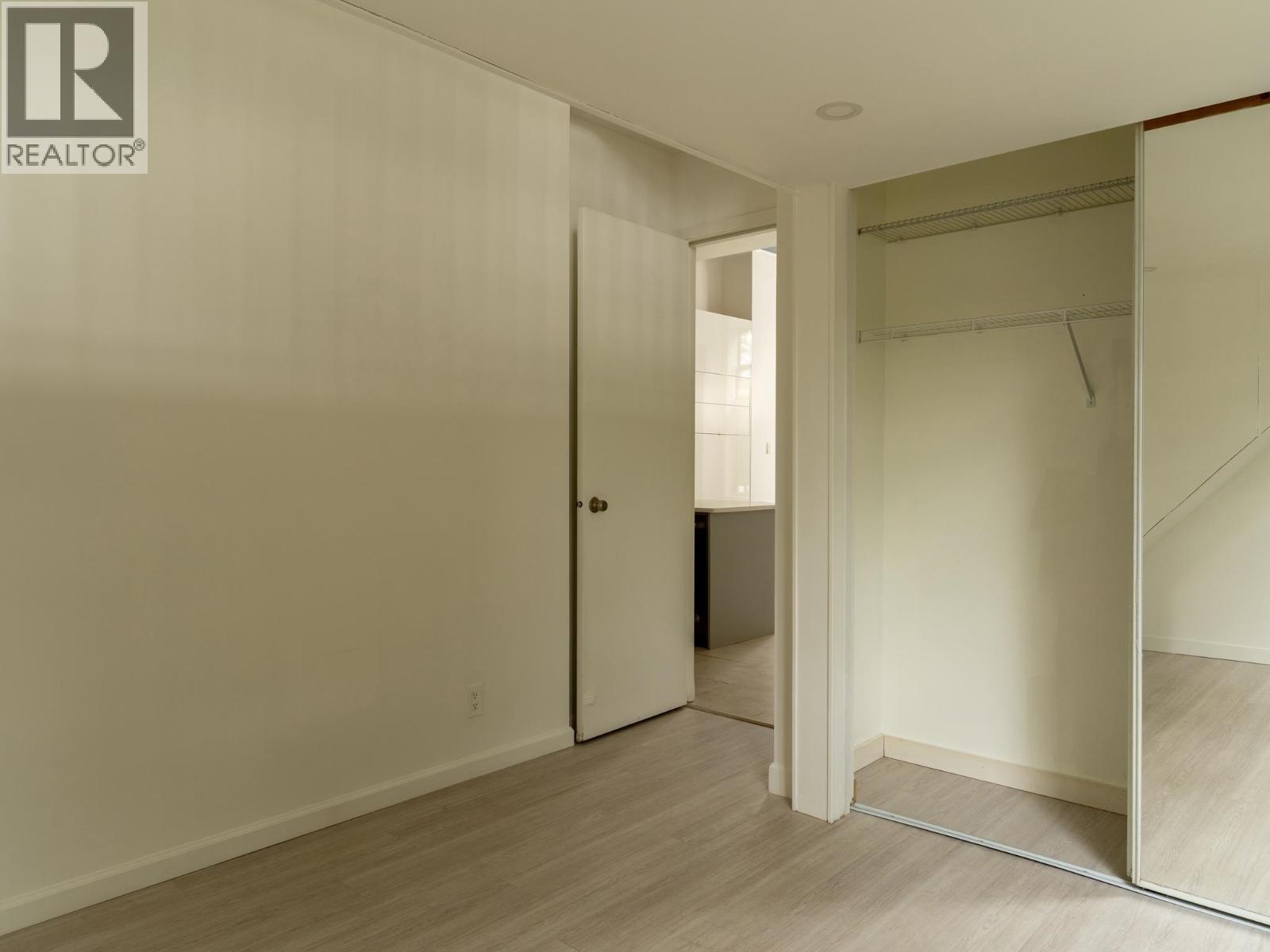 Th10 2355 Madison Avenue Property Photo 21