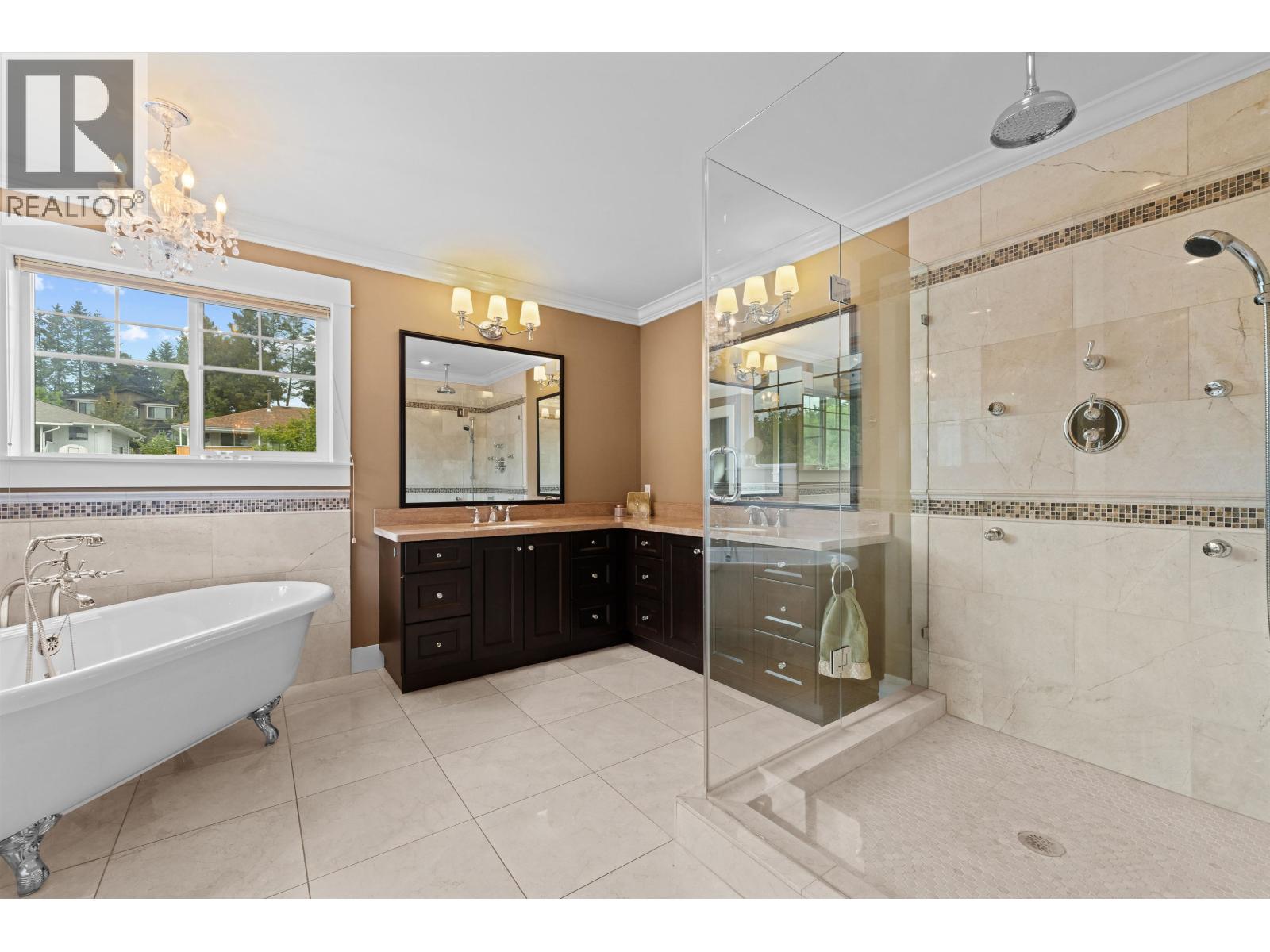 6191 Winch Street Property Photo 15