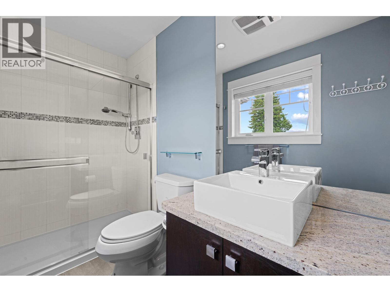 6191 Winch Street Property Photo 18