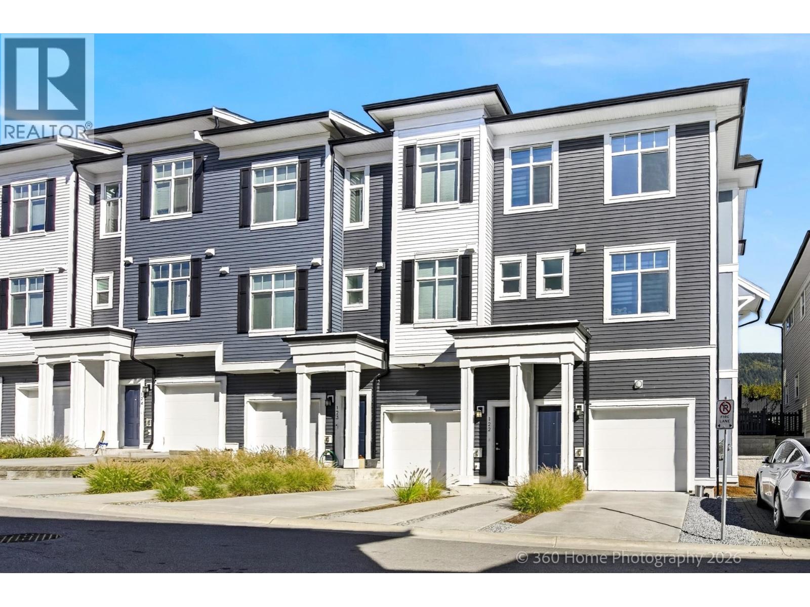 122 3565 BAYCREST AVENUE Property Photo 1
