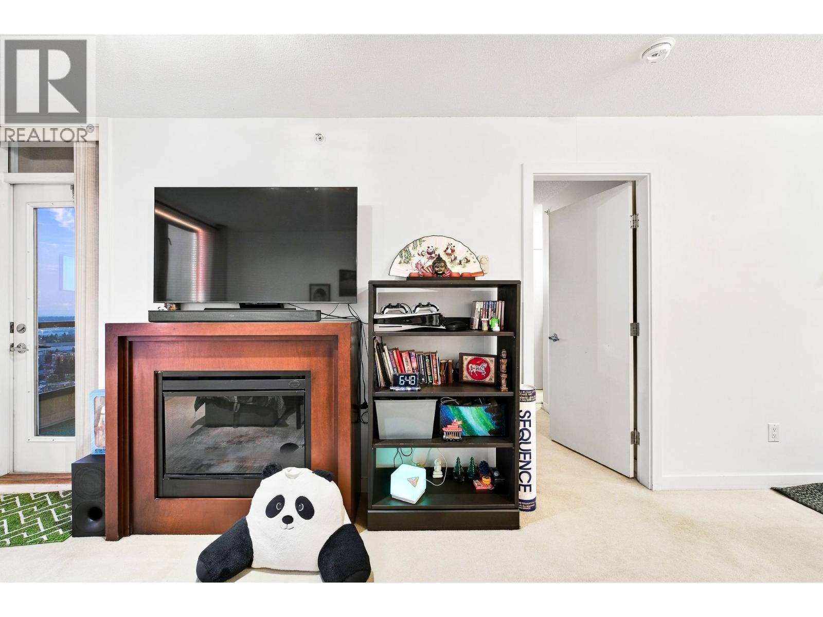 2508 7088 Salisbury Avenue Property Photo 5
