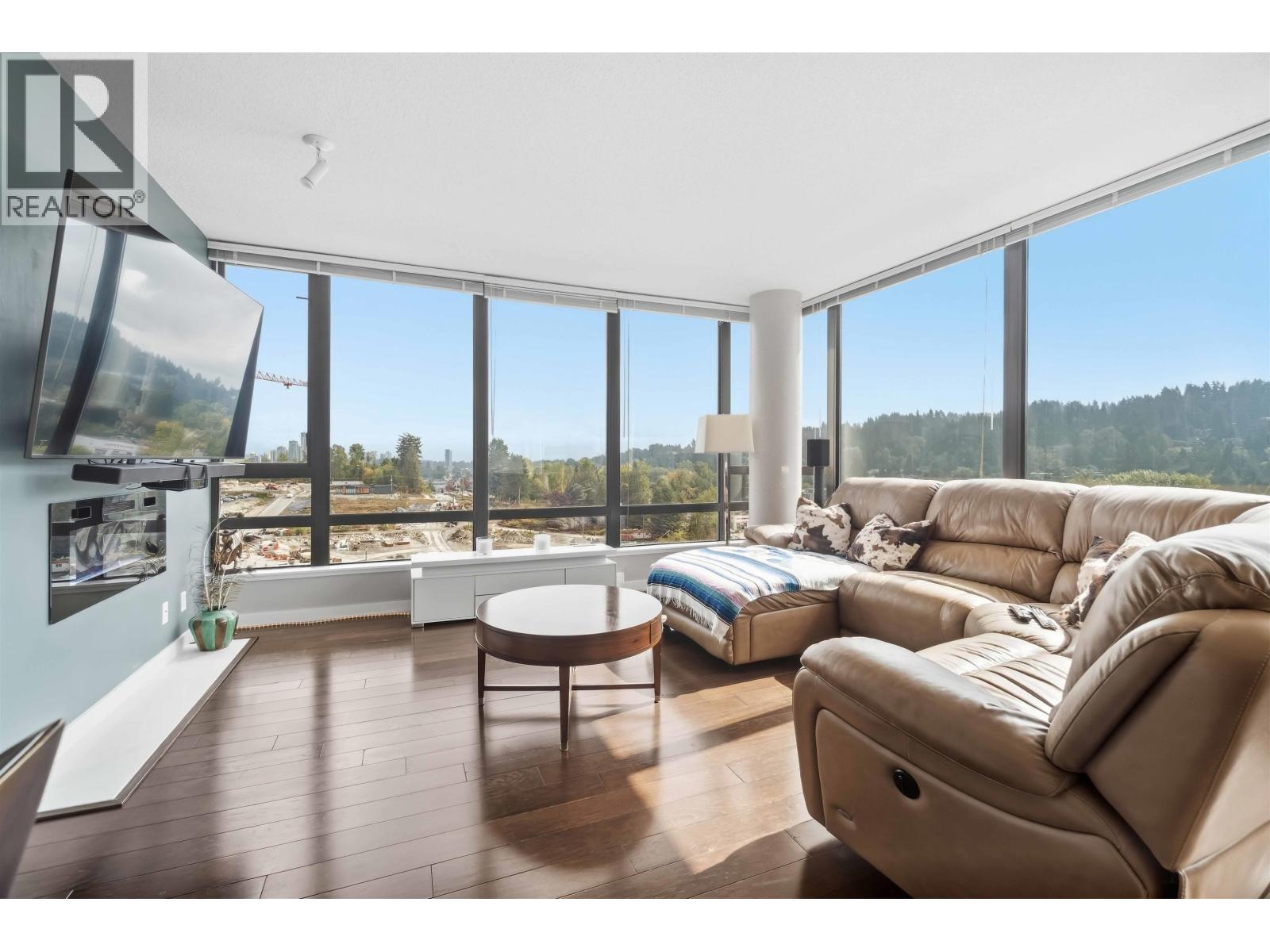 1802 400 Capilano Road Property Photo 7