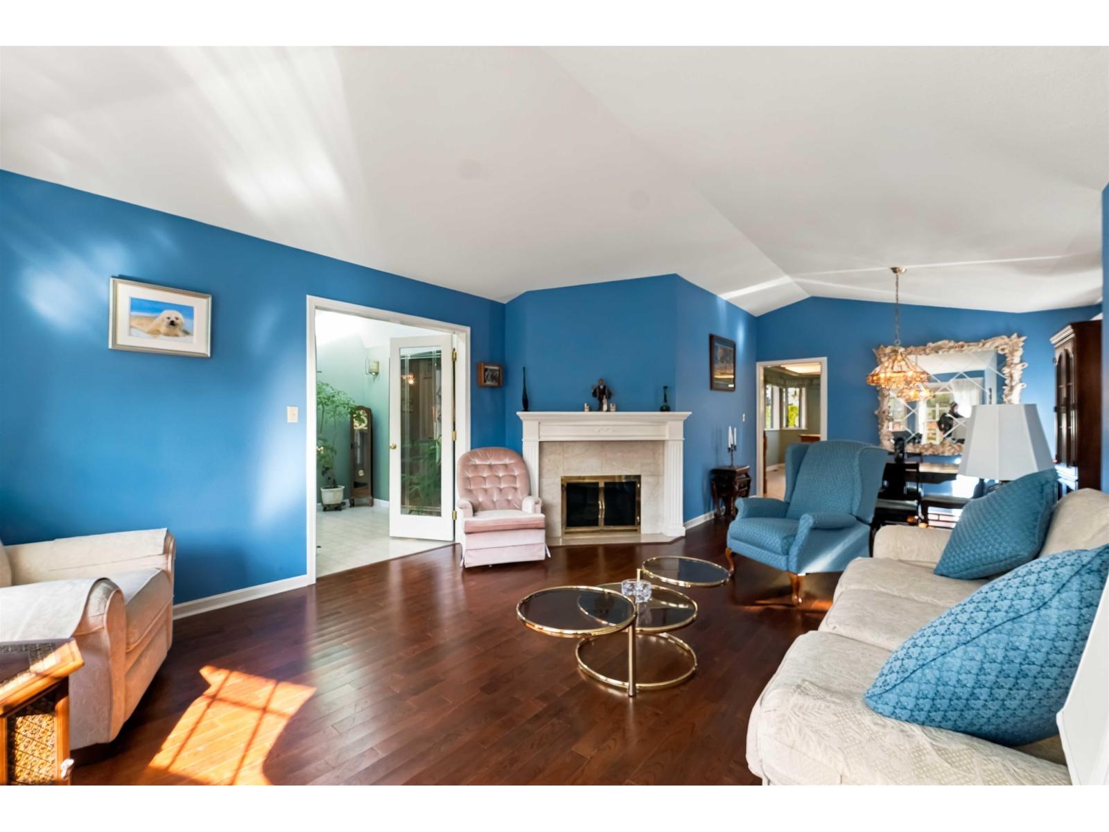 10536 Birchtree Grove Property Photo 6