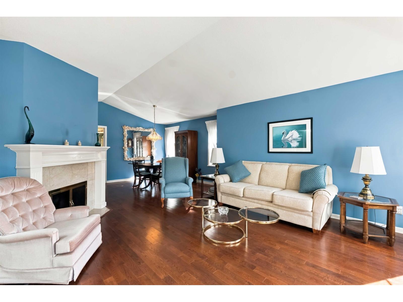 10536 Birchtree Grove Property Photo 8