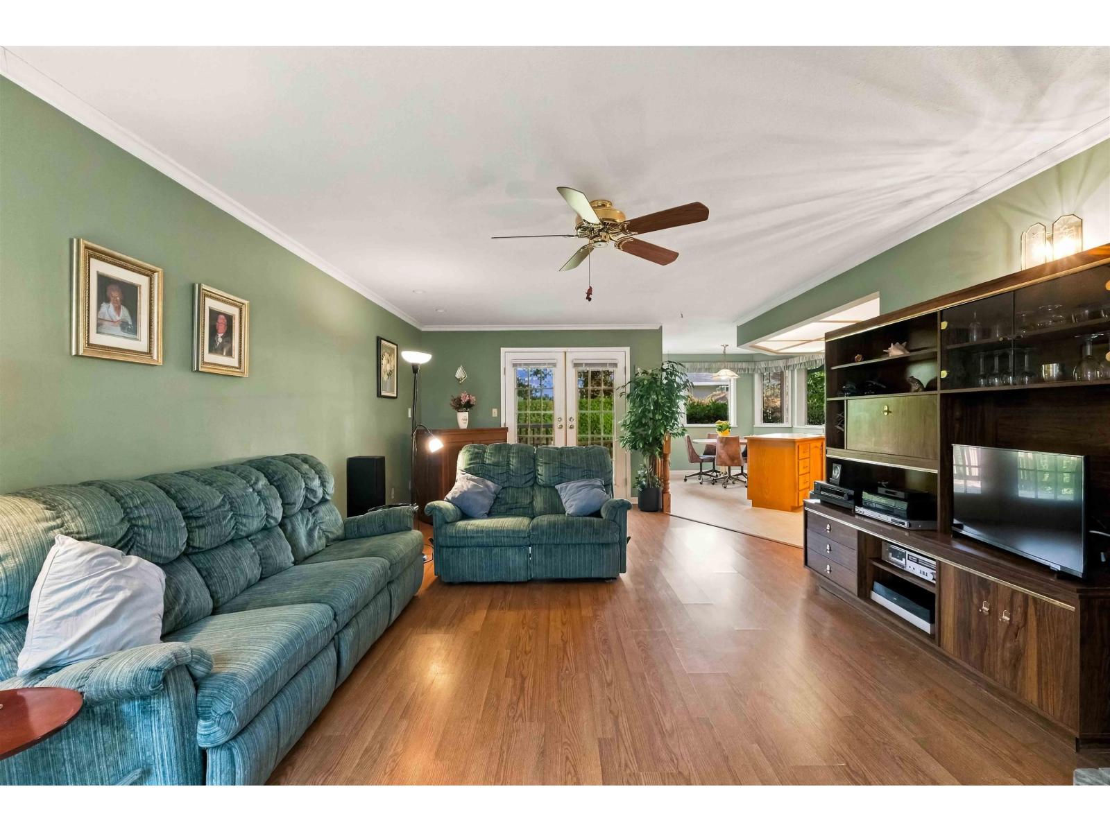 10536 Birchtree Grove Property Photo 19