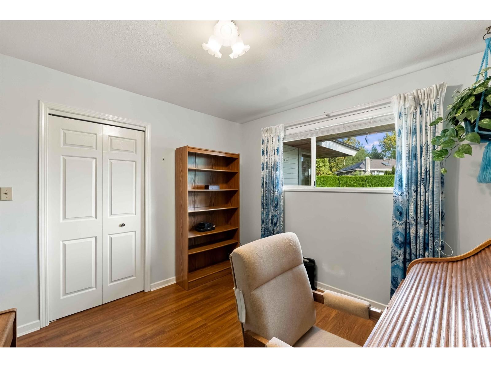 10536 Birchtree Grove Property Photo 30