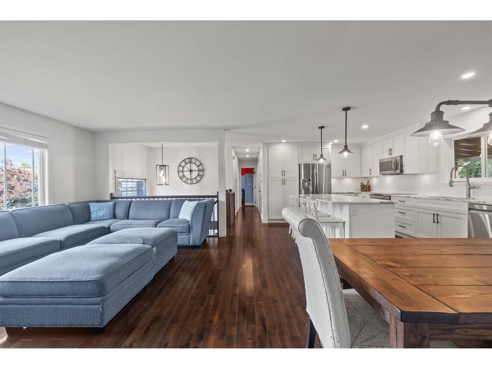 9650 Aberdeen Crescent Property Photo 11