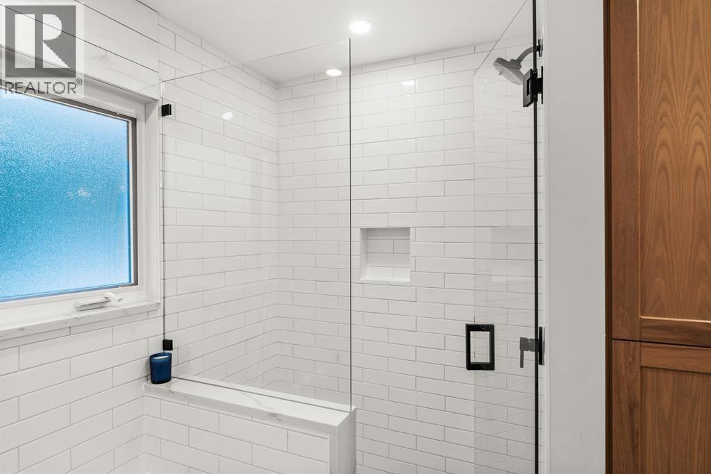 1017 Walalee Drive Property Photo 23