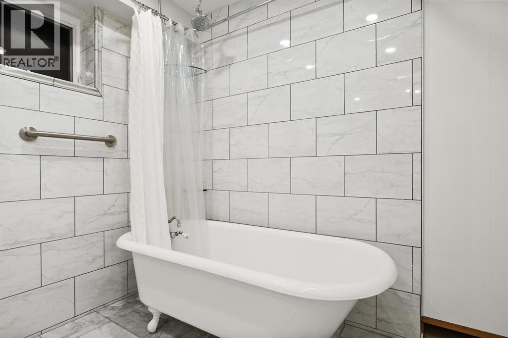 1017 Walalee Drive Property Photo 31
