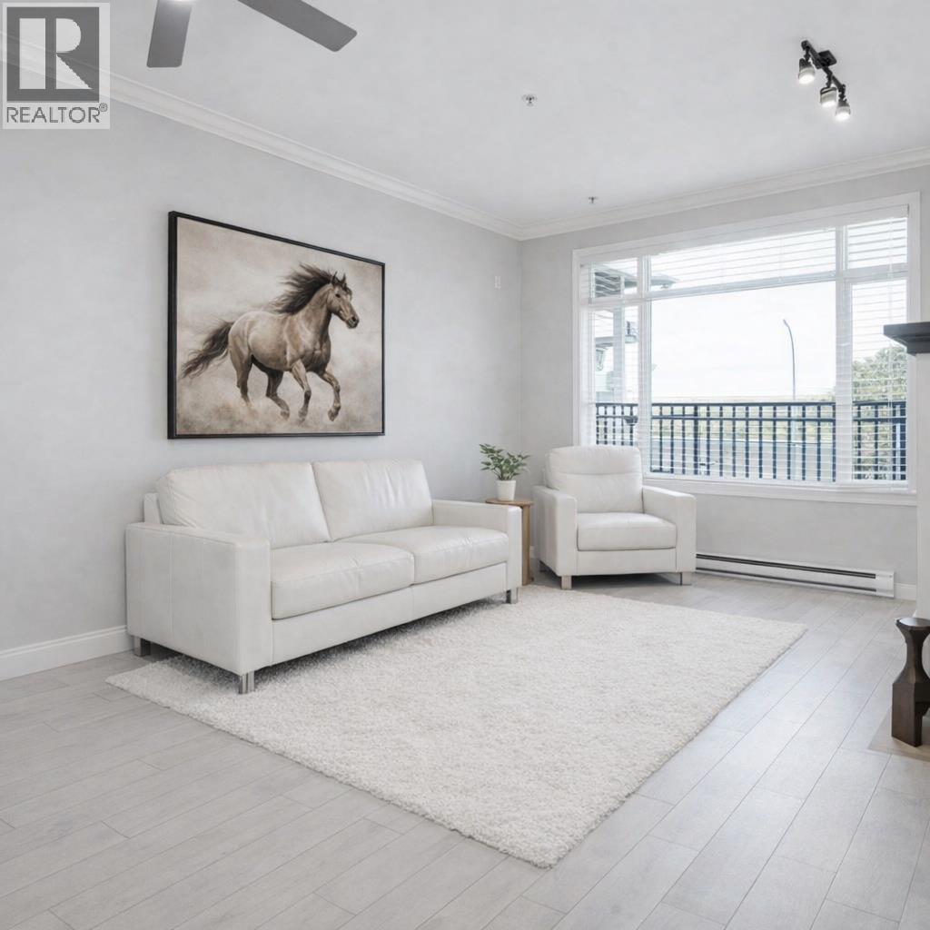 101 11566 224 STREET Property Photo 1