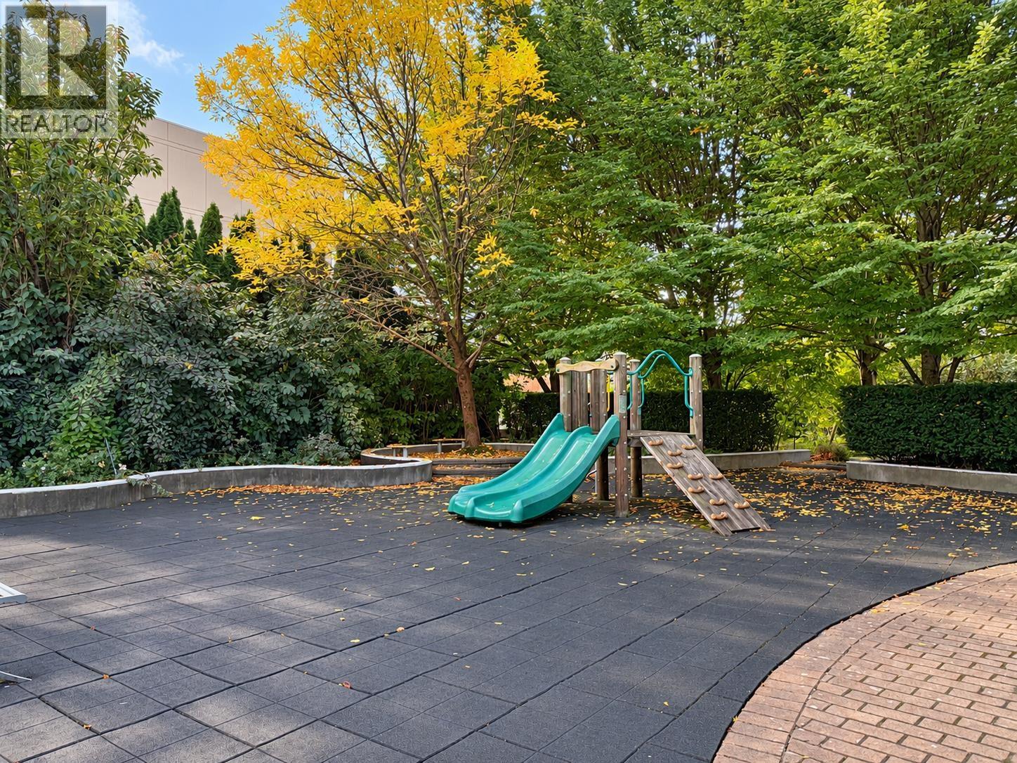 807 5900 Alderbridge Way Property Photo 18