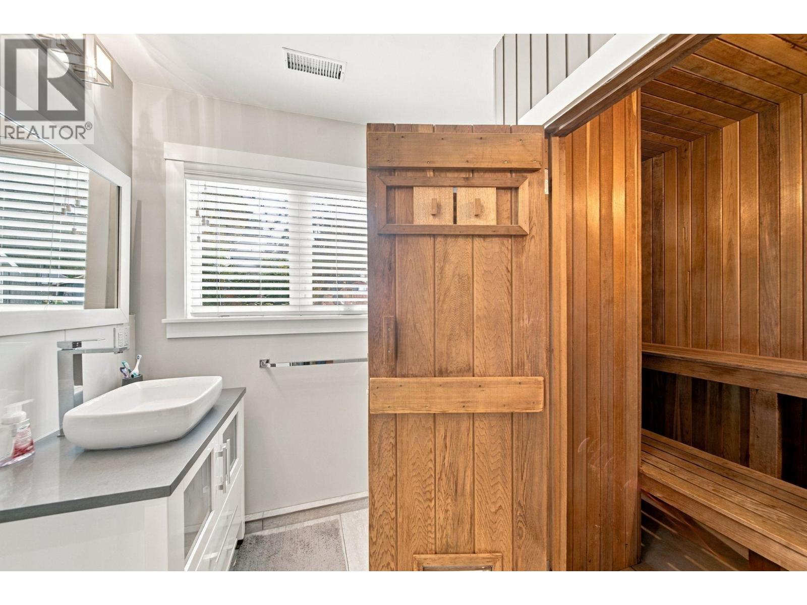 21768 117 Avenue Property Photo 34