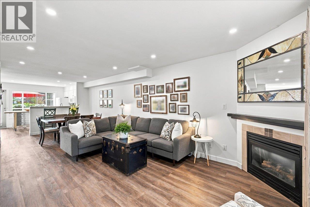 29 4787 57 Street Property Photo 1
