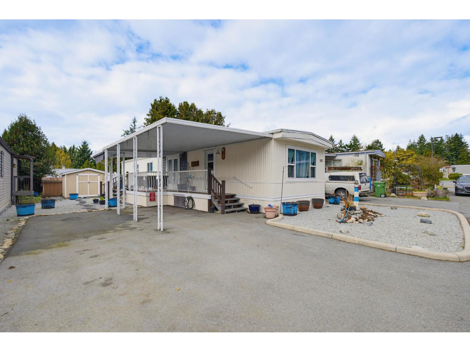182 3665 244 Street Property Photo 3