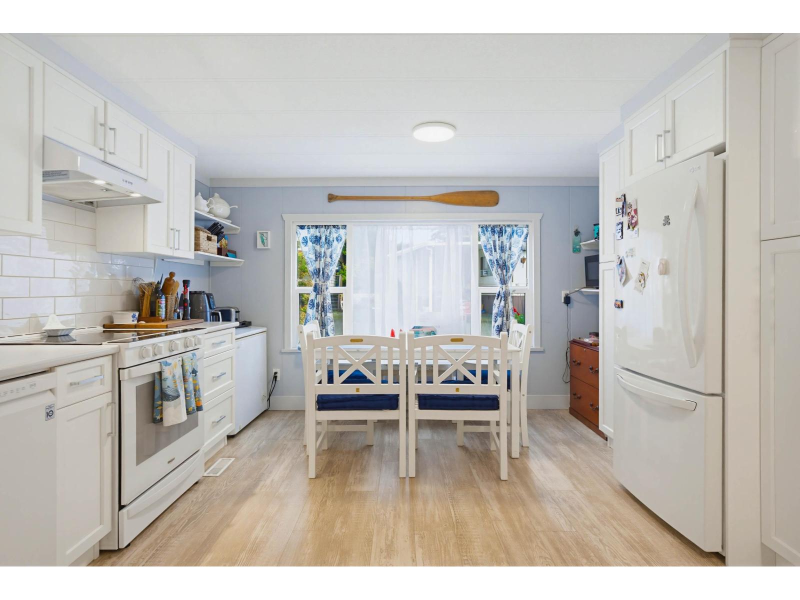 182 3665 244 Street Property Photo 14