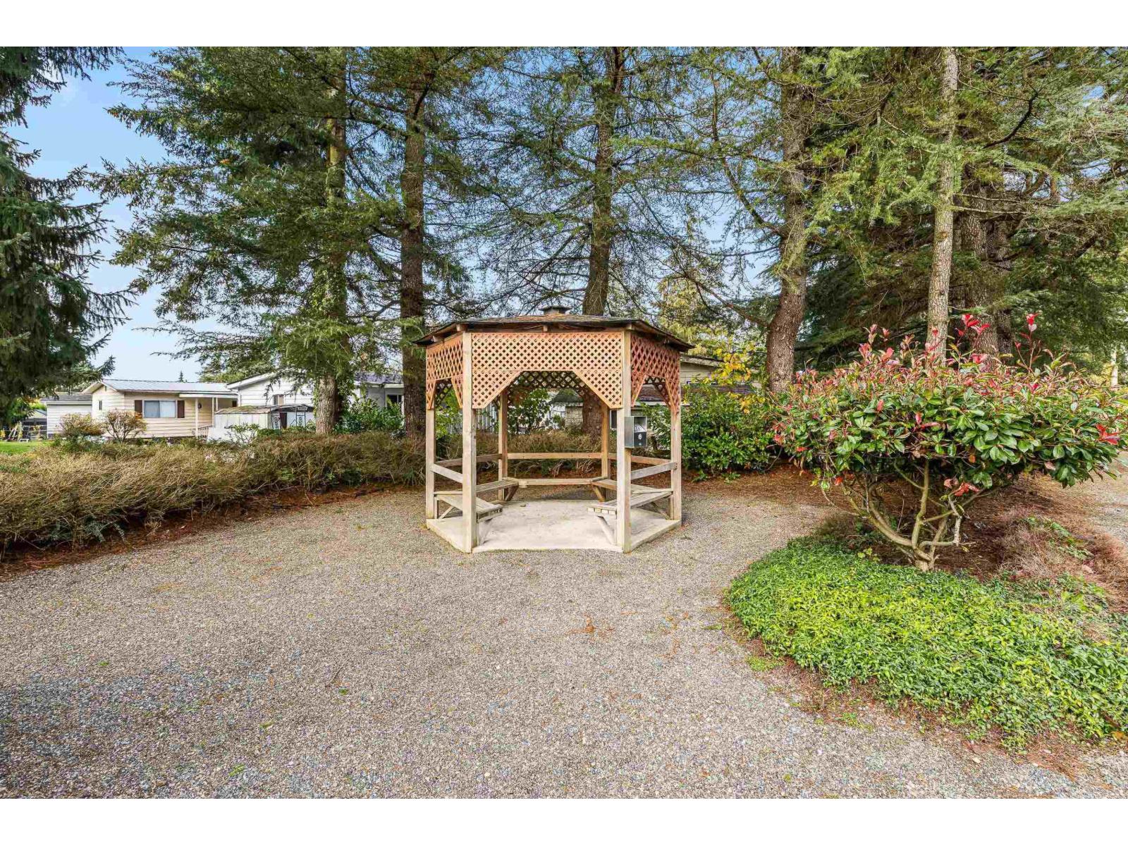 182 3665 244 Street Property Photo 32