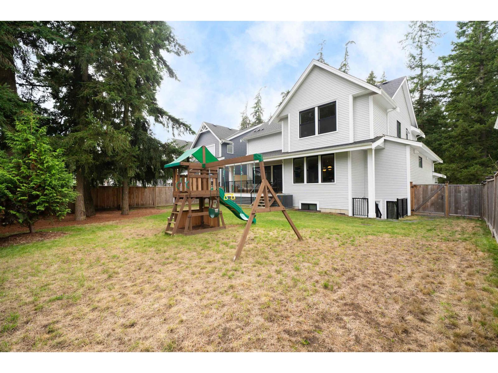 2878 203 Street Property Photo 38