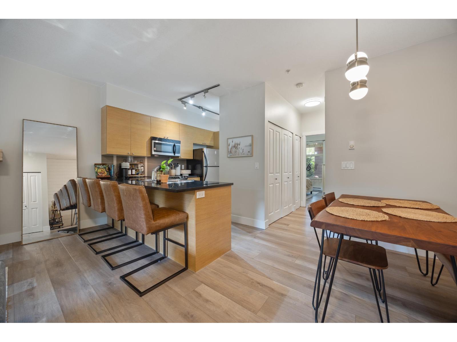 59 19478 65 Avenue Property Photo 10
