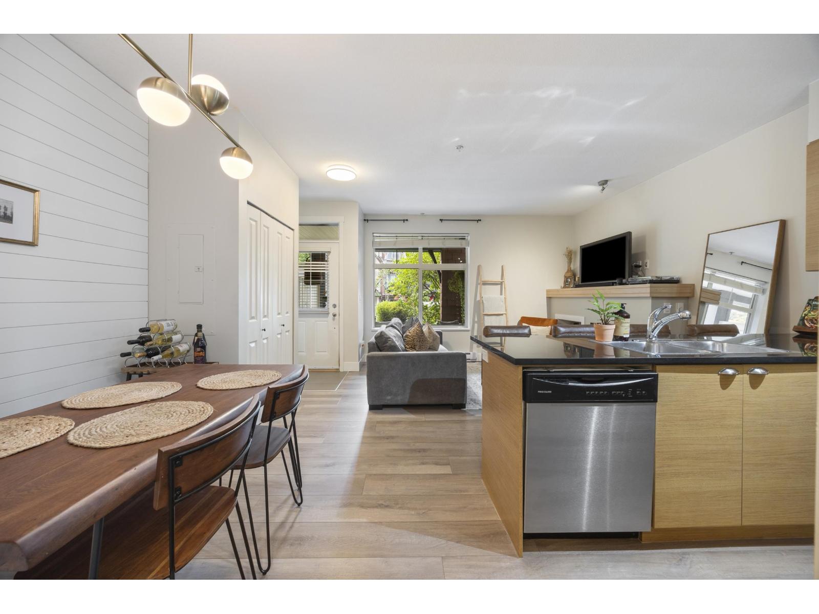 59 19478 65 Avenue Property Photo 15