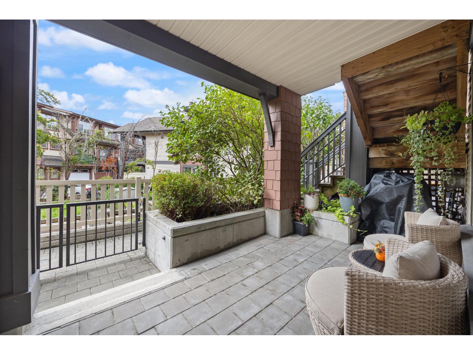 59 19478 65 Avenue Property Photo 27