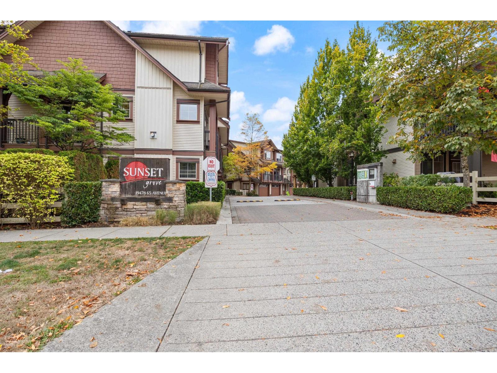 59 19478 65 Avenue Property Photo 40