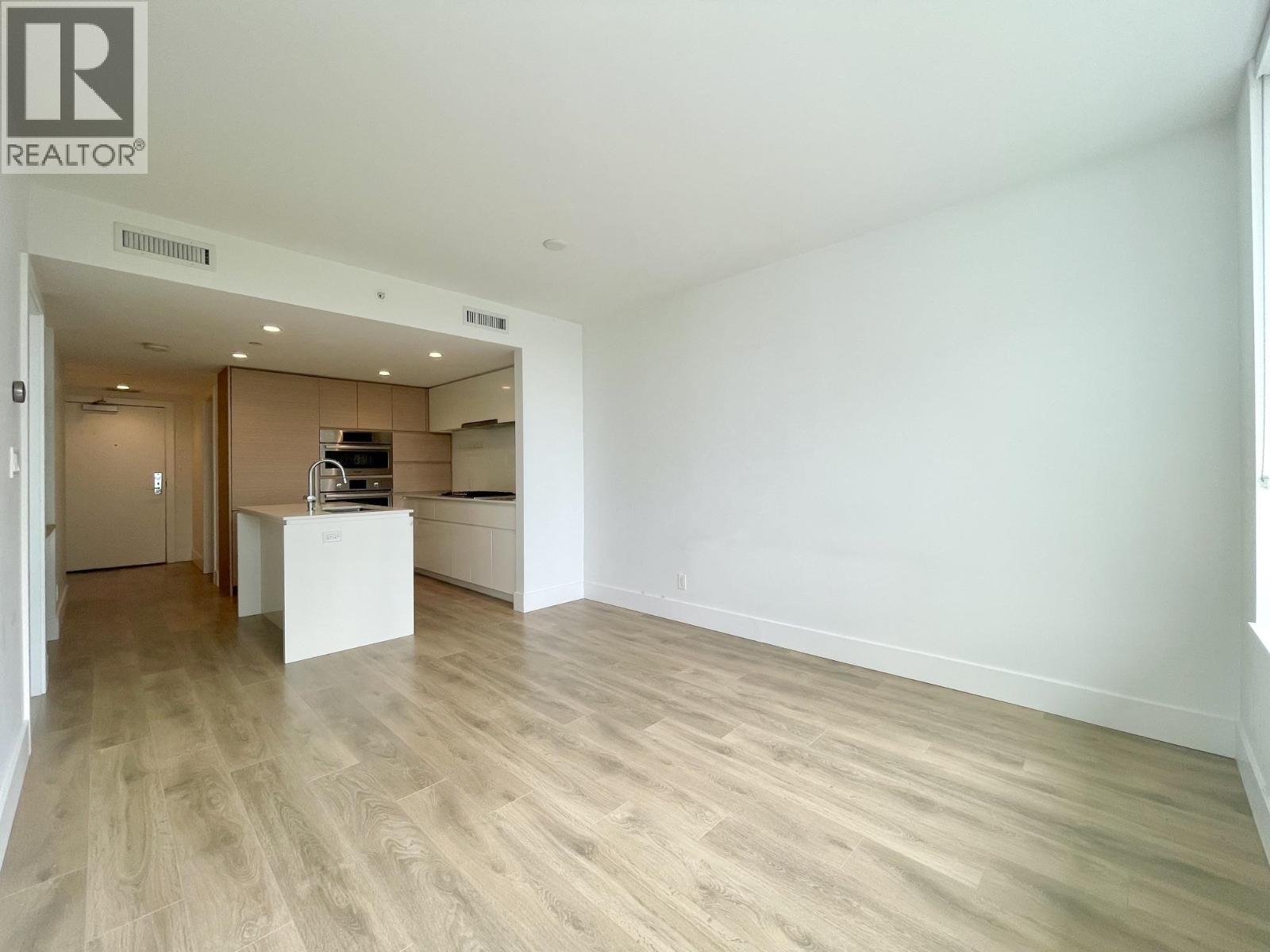 605 6900 Pearson Way Property Photo 2