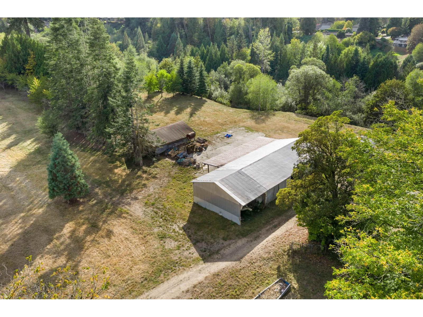 21180 48 Avenue Property Photo 9