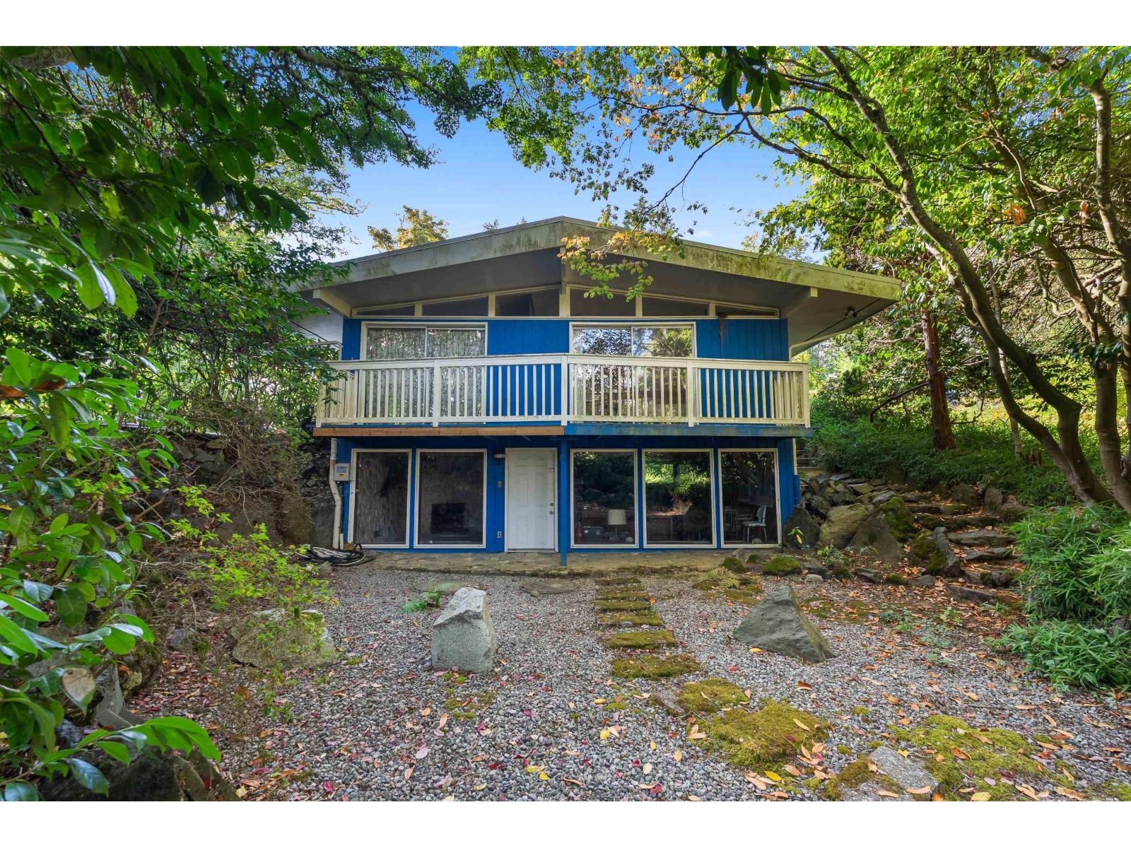 21180 48 Avenue Property Photo 17