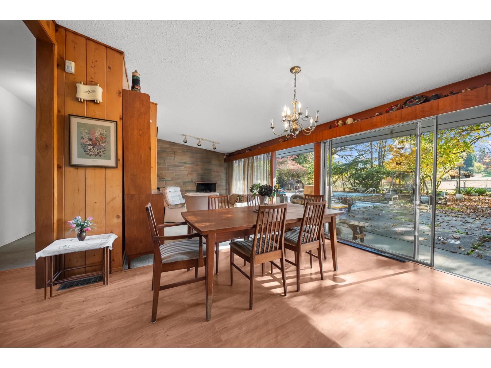 21180 48 Avenue Property Photo 17