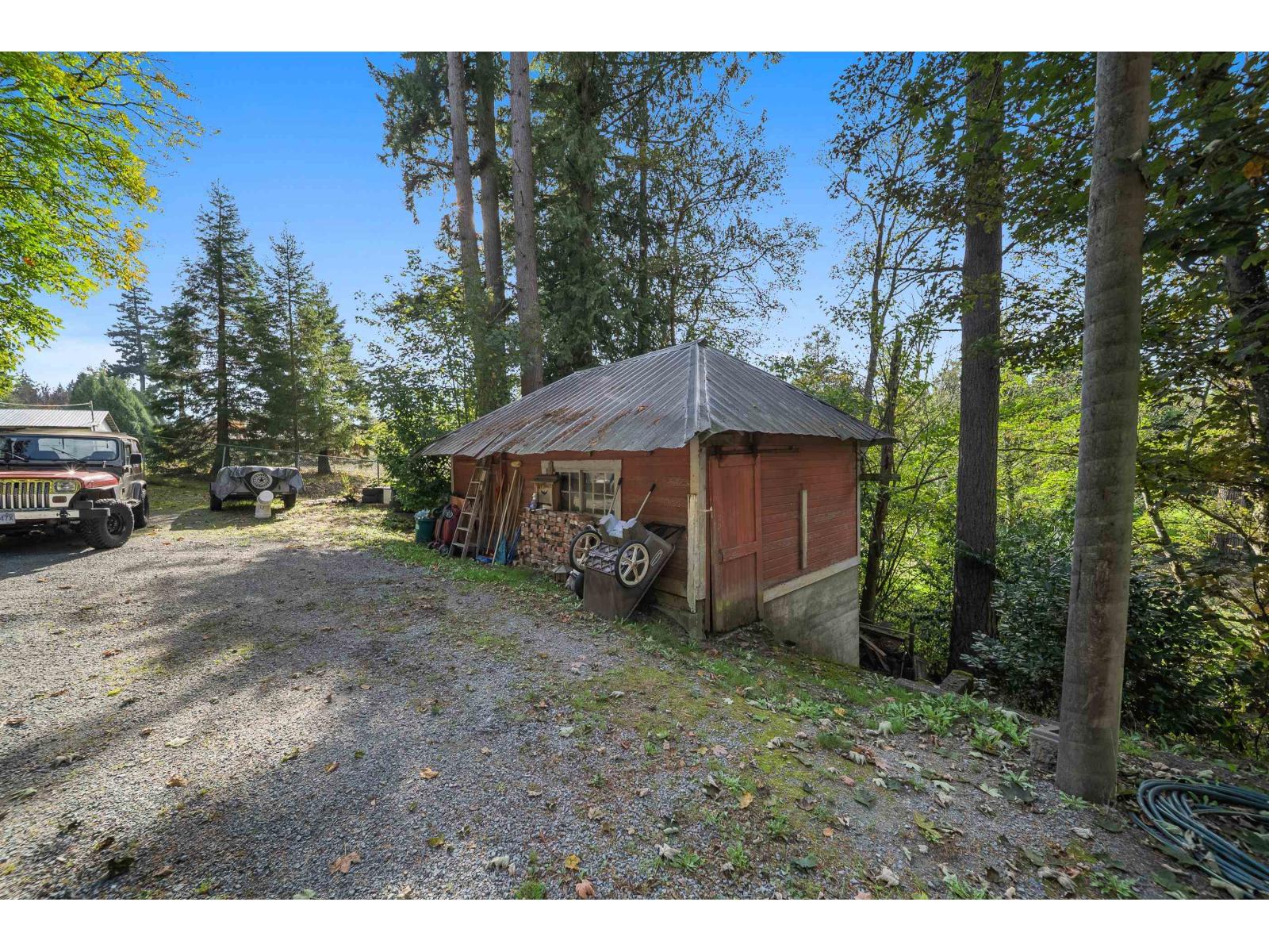 21180 48 Avenue Property Photo 28
