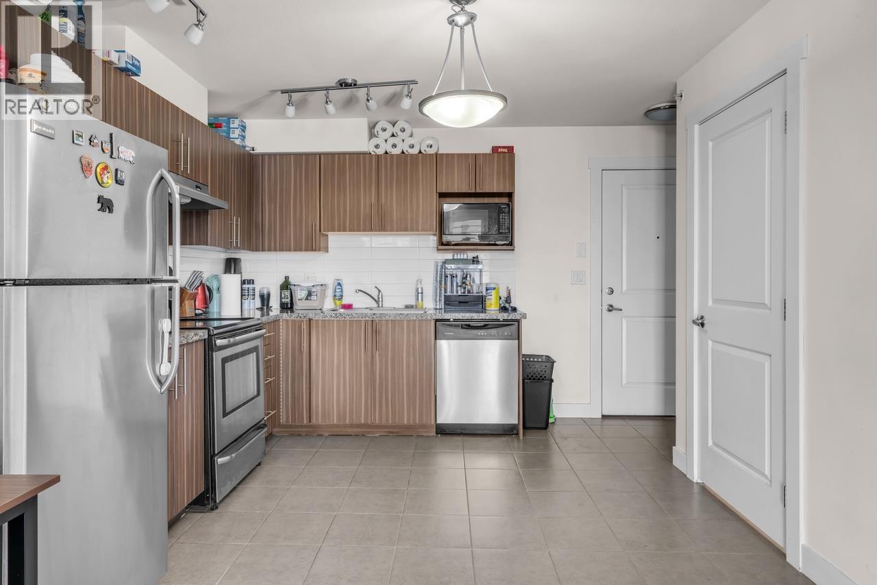 Ph7 1239 Kingsway Property Photo 13