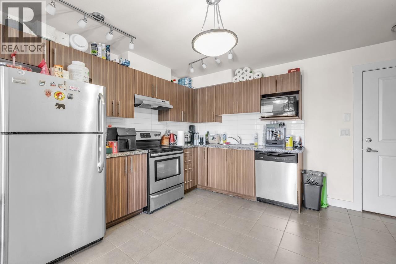 Ph7 1239 Kingsway Property Photo 14