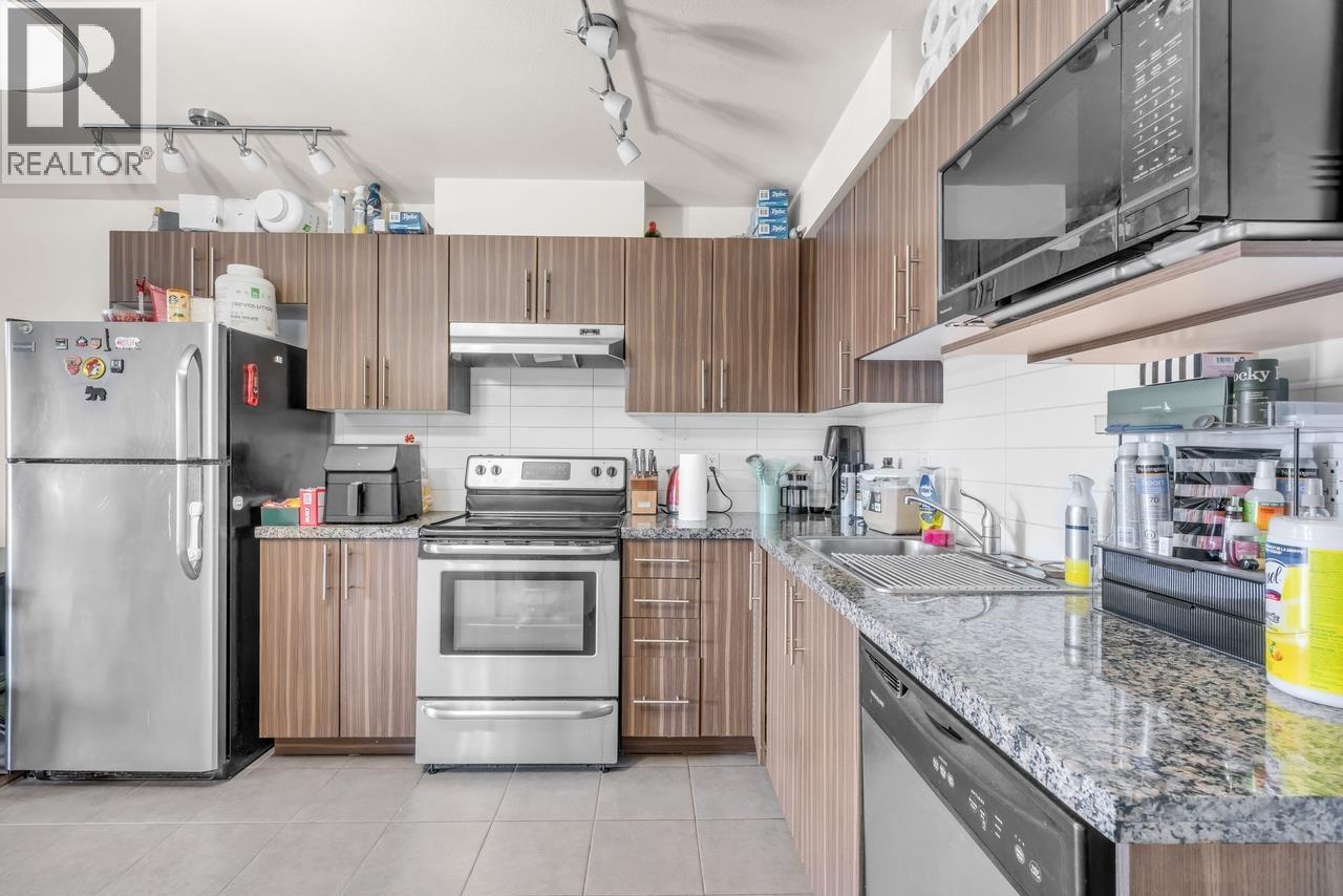Ph7 1239 Kingsway Property Photo 18