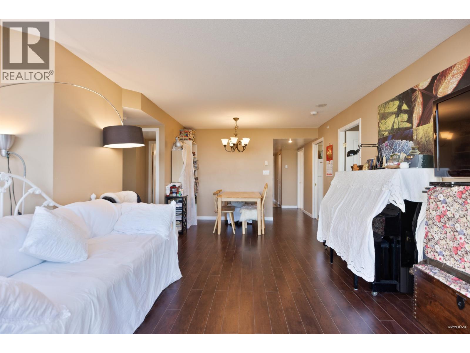 801 8171 Saba Road Property Photo 17